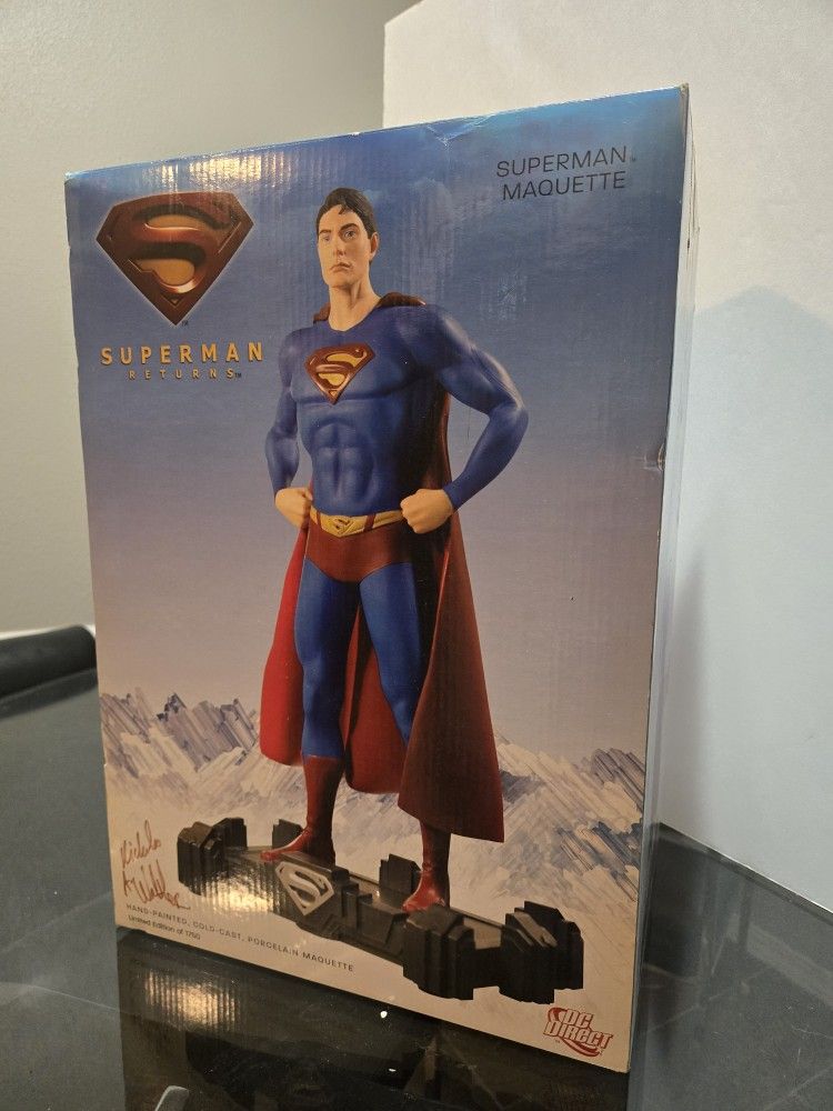 Superman Returns Movie Brandon Routh 13 1/2" Maquette DC Direct FACTORY SEAL