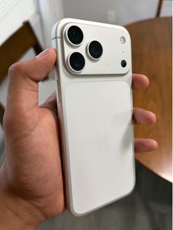 📱iPhone 17 Pro Max AT&T/cricket