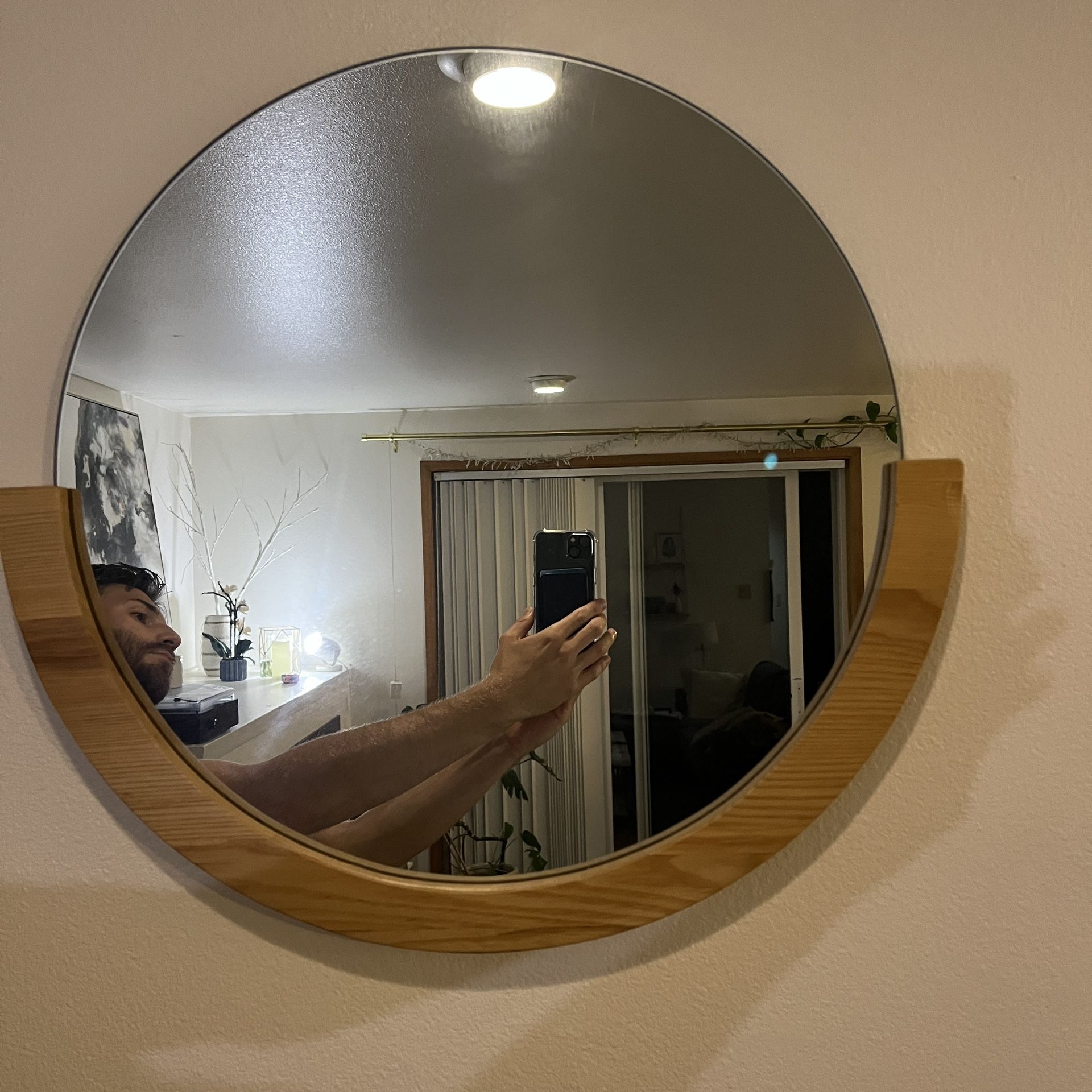 Umbra Mirror