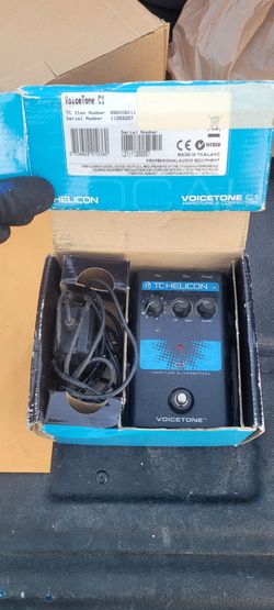 TC-Helicon VoiceTone C1 Vocal Effects Pedal