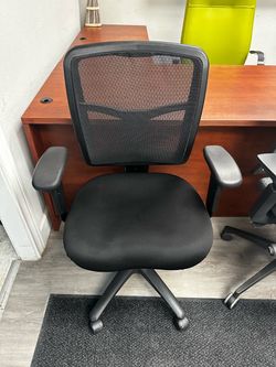 OFFICE/HOME CHAIR COMPUTER BLACK MESH CHAIR