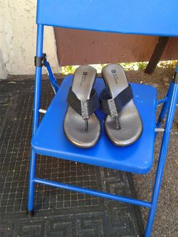 White mountain sandals