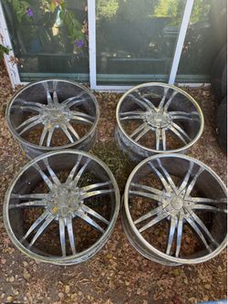 22” aluminum rims Unilug 5x5 and 5x5.5 Chevy Dodge Ford Truck universal Silverado Ram 1500  F150