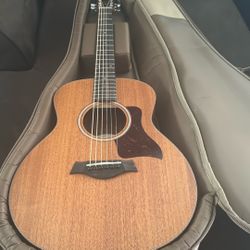 Taylor GS Mini guitar Mahogany