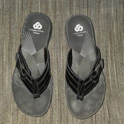 Clarks Cloudsteppers Brinkley Black Sandals Size 6