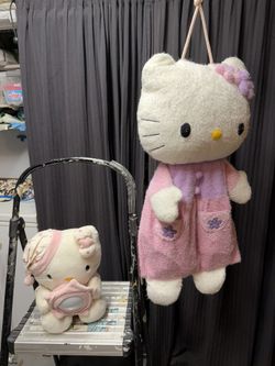 Hello Kitty Pjs Holder And Night Light