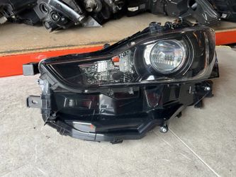 OEM Left LED Headlight LEXUS IS250 IS300 (2017-2020) - Driver Side CLEAN!
