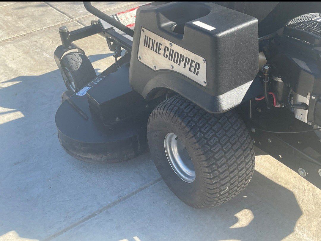 Dixie Chopper Zero Turn Lawn Mower Tractor 