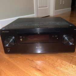 Pioneer ELITE SC-81 7.2 channels 4K AV Receiver
