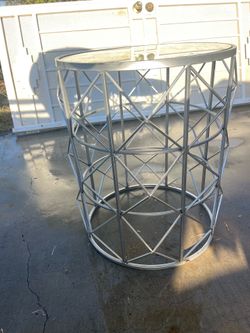 Mirror table