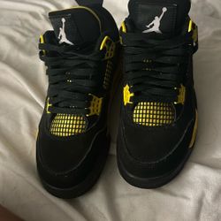 Jordan 4 Yellow Thunder 