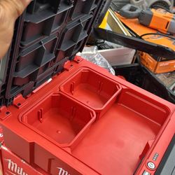 Milwaukee m12 packout light mix 2356-20 new light