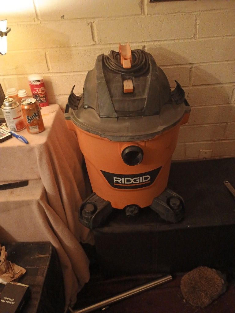 Shop Vac And Ridgid Brand Good Condition