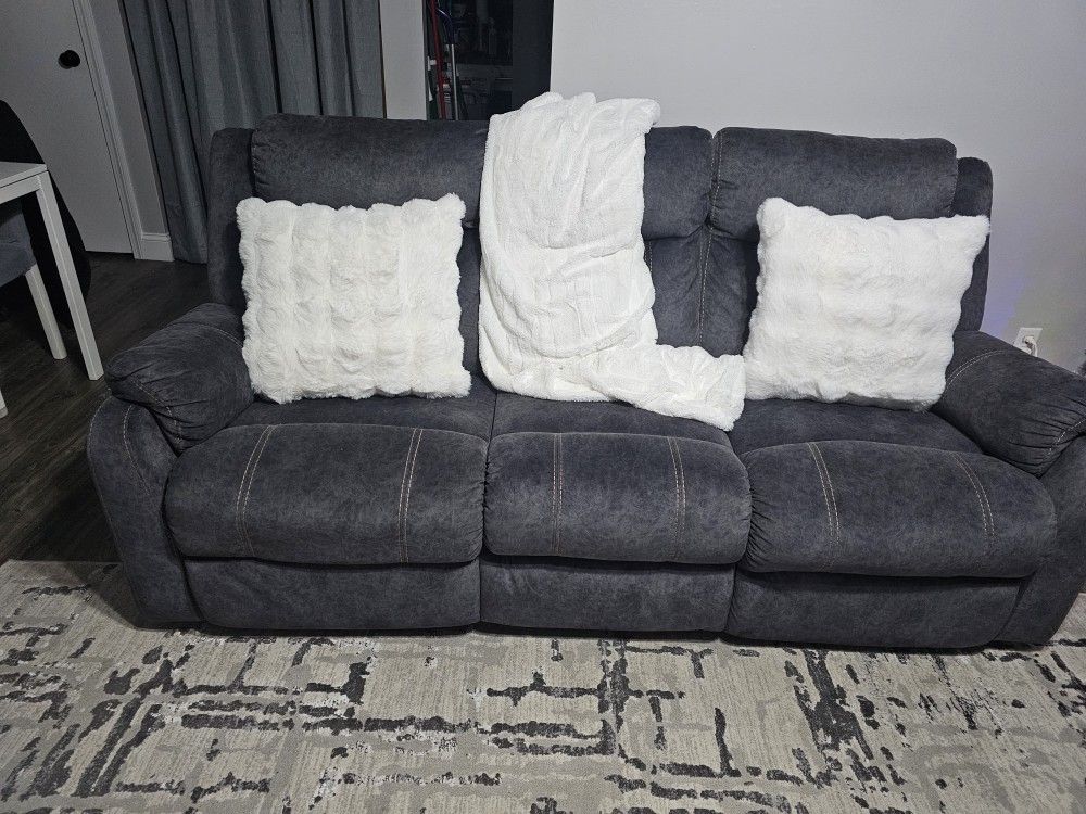Sofa And Love Seat Set Reclinable
