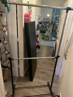 Clothes rack
