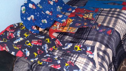 Boys size 4 pjs