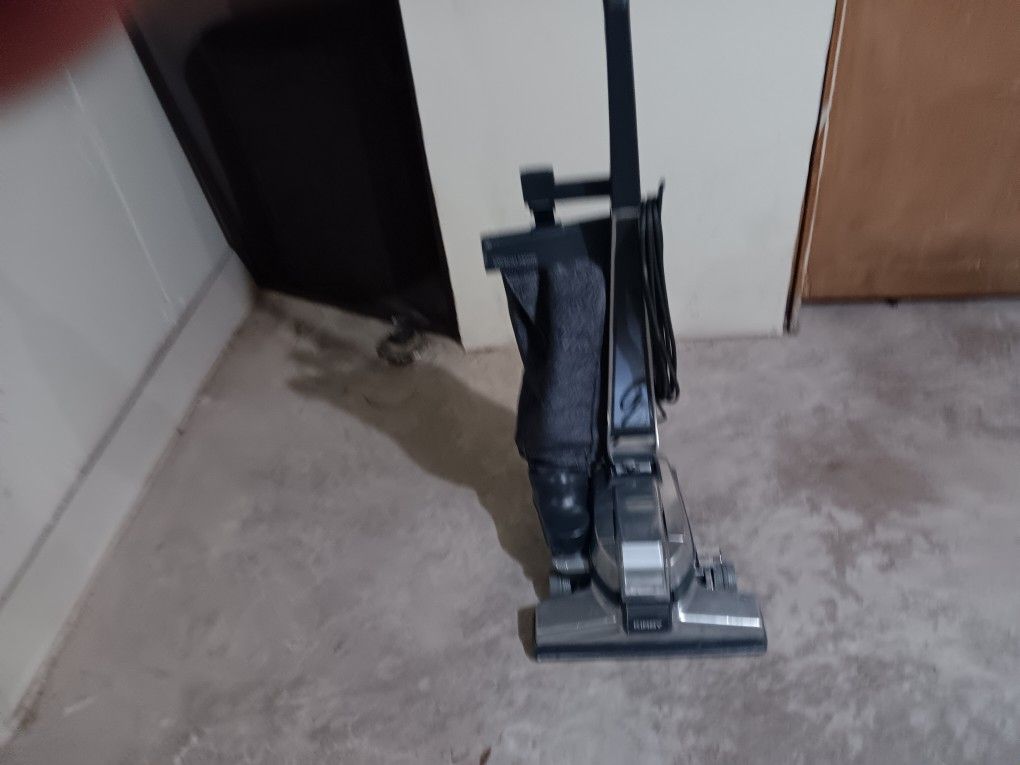 Kirby Vacuum Cleaner