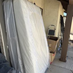 Twin Bunk beds with mattresses