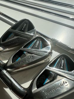 Taylormade SIM MAX iron set AW, PW, 5-9
