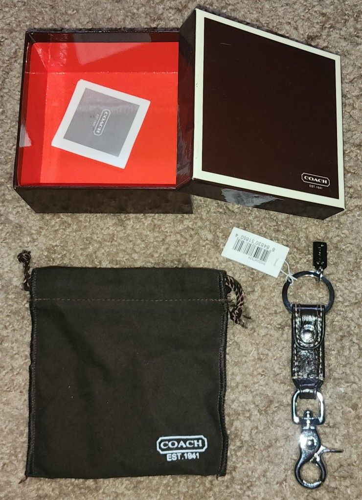 COACH Trigger Snap Bag Charm