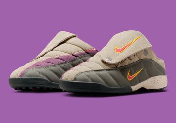 Nike Total 90 Mule Kids of Immigrants