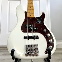 Fender American Ultra Precision Bass