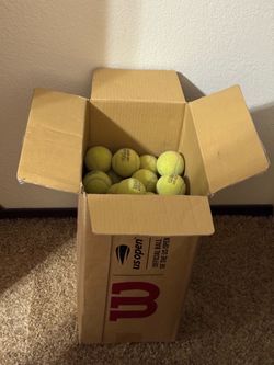 100 Used Wilson US Open Tennis Balls