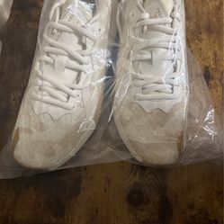 4 SIZE 14 Crossover Culture Shoes 