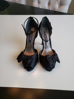 Nina Electra Black Luster Heels