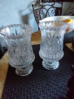 Set a two candle holders