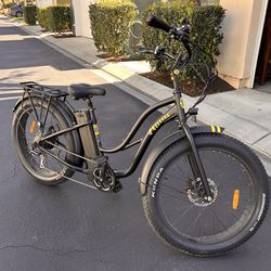 Adult E Bike Cruiser Black