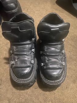 NEW ROCK BOOTS SIZE 38