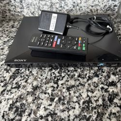 Sony BDP-S3200 Wireless 1080p Blu-ray/DVD/CD Player w/Remote - TESTED - 