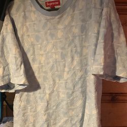 supreme tee