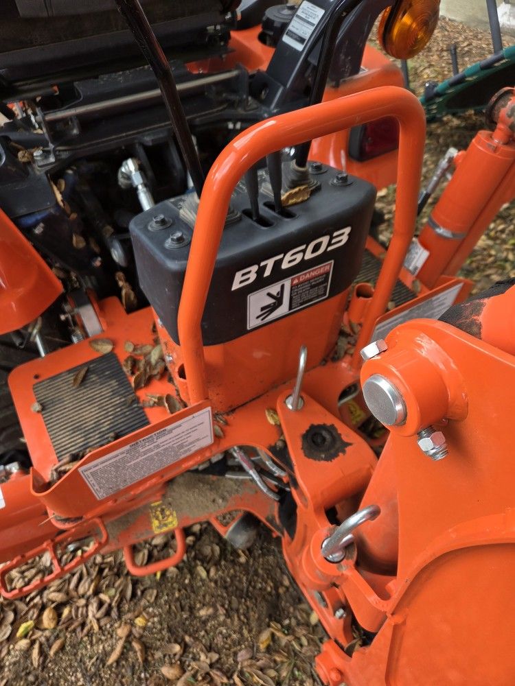 Kubota Bt603 Backhoe Attachment Low Useage