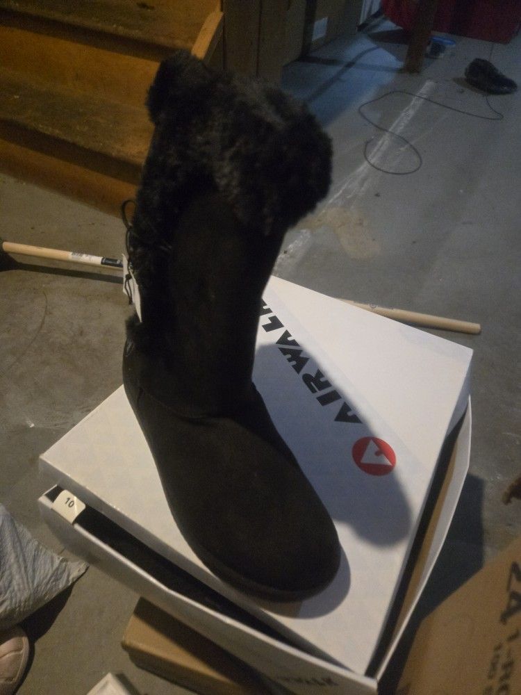 Airways Boots Size 10