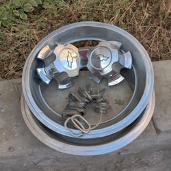 Chevy Centers And Trim Rings Of