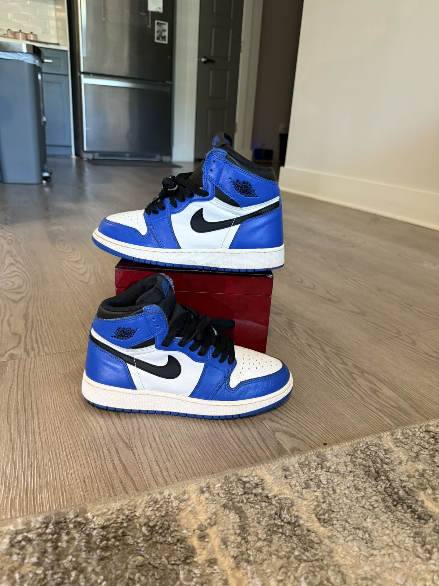 NIKE 575441-403 Jordan 1 Blue/white Kids Unisex Sneakers- SZ 6Y
