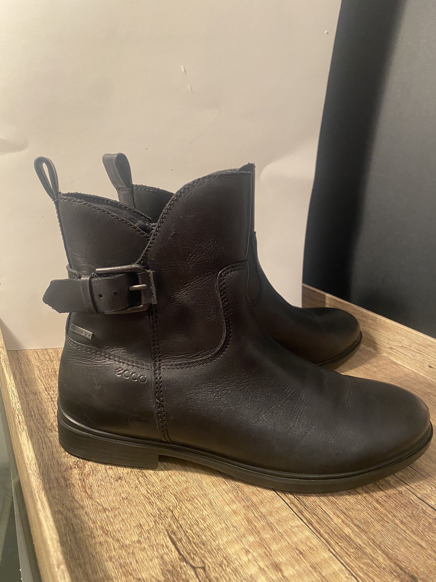 Touch 15 Gore-Tex Waterproof Ankle Boot for Sale in El TX OfferUp