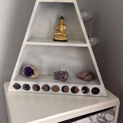 Custom wooden Triangle Corner Shelf Display Stand