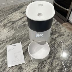 Automatic Cat Feeder