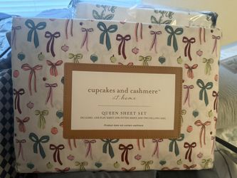 Cupcakes And Cashmere Sheet Set