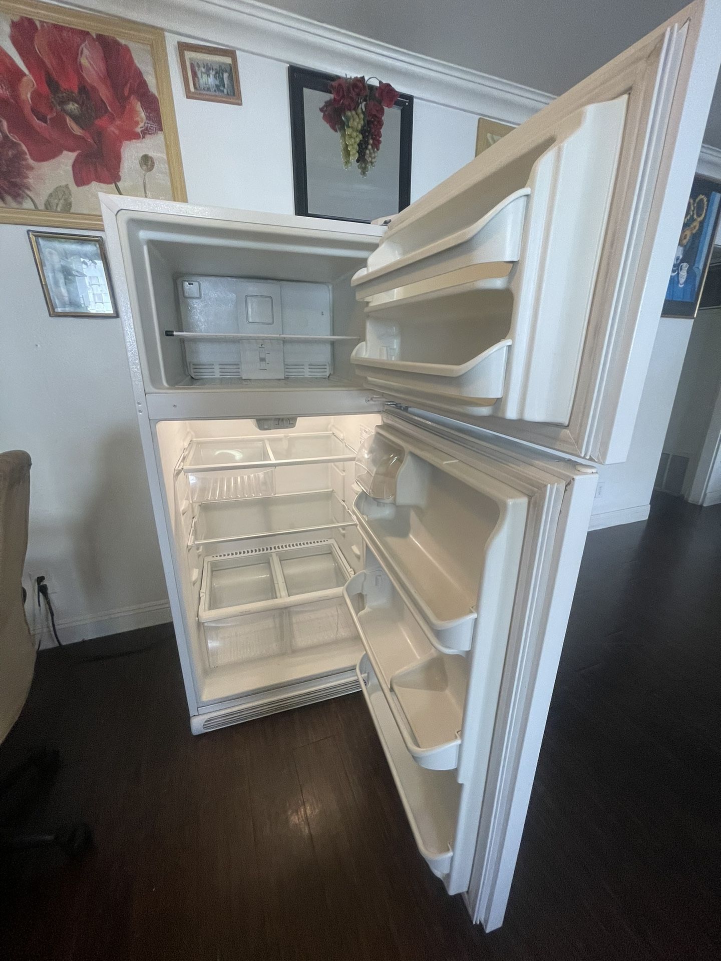 Refrigerator