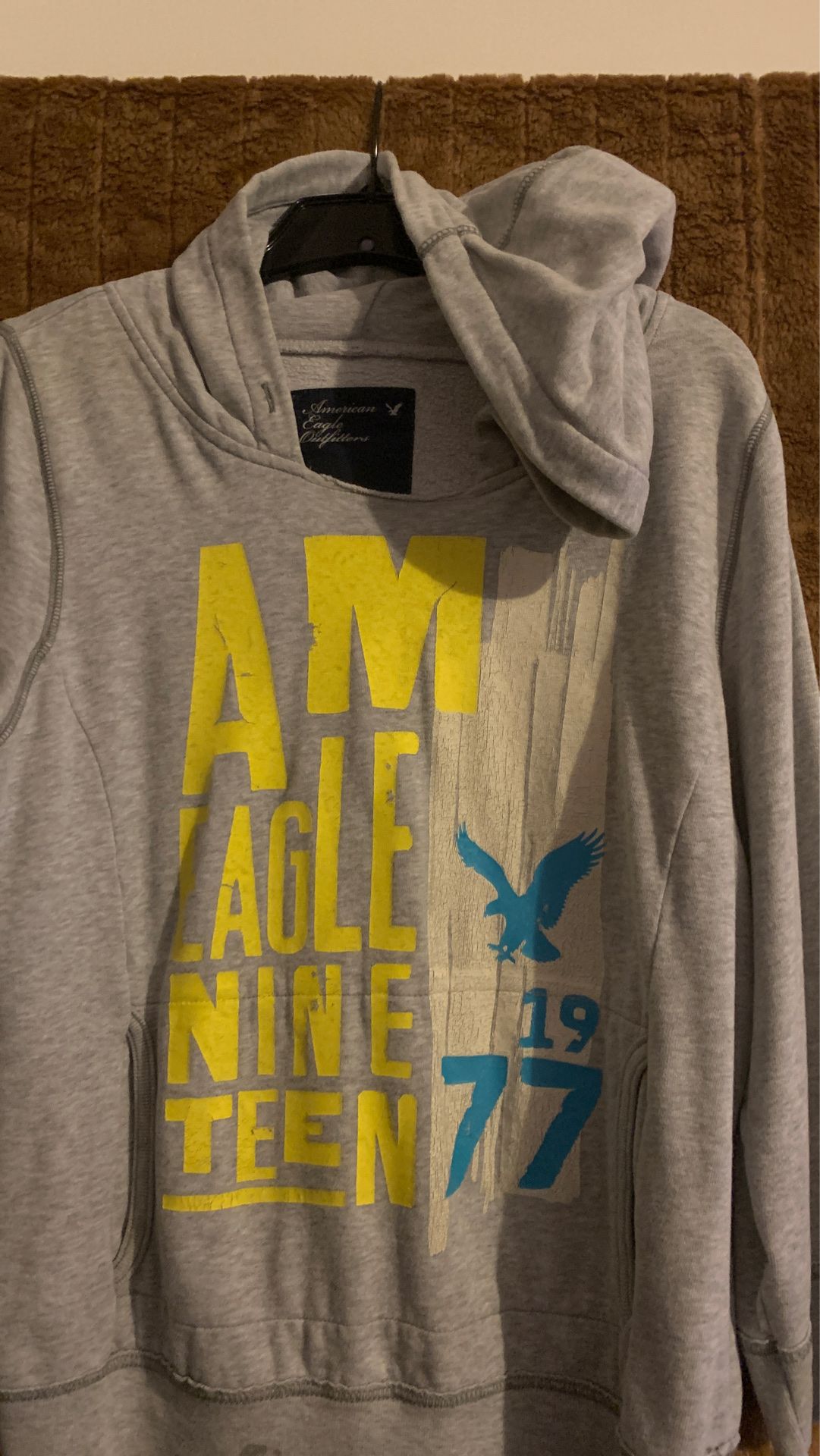 Size large American Eagle hoodie $5 good condition