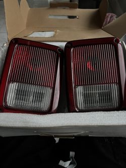 jeep Wrangler JK  Rear Lights (use)
