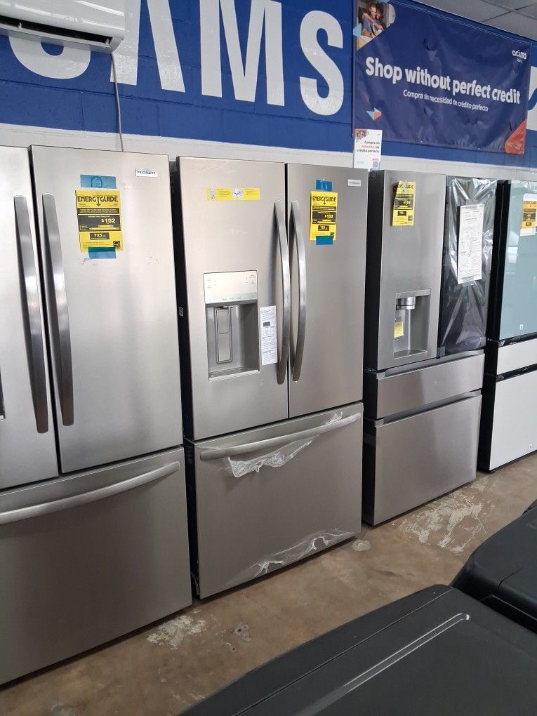 REFRIGERADOR FRIGIDAIRE 3 DOOR...NEW. INC WARRANTY