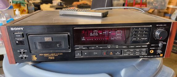 vintage Sony DTC-75ES Digital Audio Tape (DAT) deck