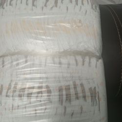 Kirkland size 4 diapers