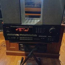 NAKAMICHI AV-2 RECEIVER WITH SPEAKER-1 WIRED BOOKSHELF SPEAKERS $500 FINAL PRICE READ DESCRIPTION AND SEE 👀 ALL PICTURES 
