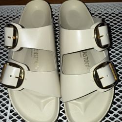 NEW BIRKENSTOCK SIZE 40